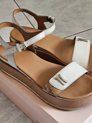 Alviero Martini 1a Classe leather platform sandals