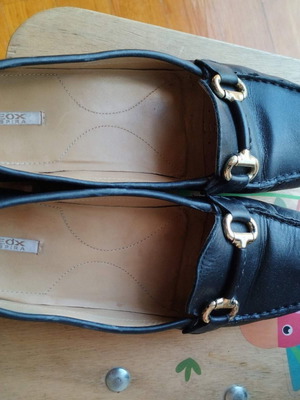 Geox moccasins black size 39 like new