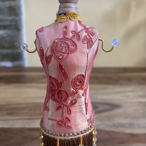 Vintage decorative jewelry stand used, height 29cm