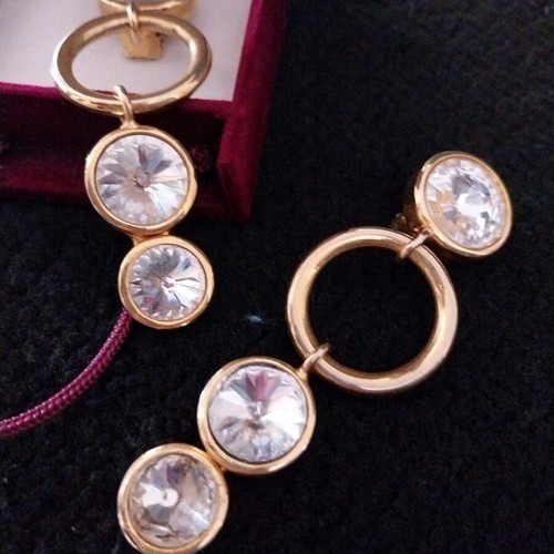 Clip on earrings like new