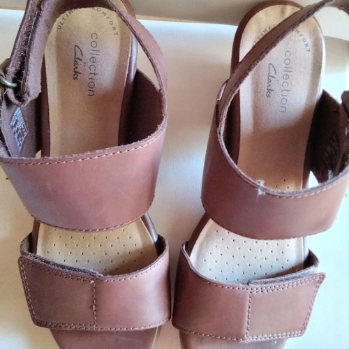 Clarks leather sandals new, adjustable size 37.5, brown