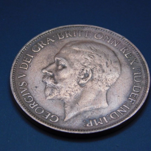 Great Britain 1 Penny 1927 coin (George V - Britannia)