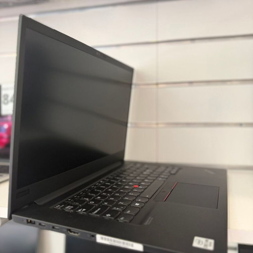 Lenovo ThinkPad P1 G3 laptop like new, Intel Core i7, 32GB RAM, 512GB NVMe SSD
