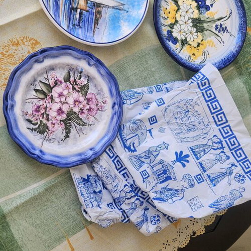 Decorative plates new, set of 3, hand-painted