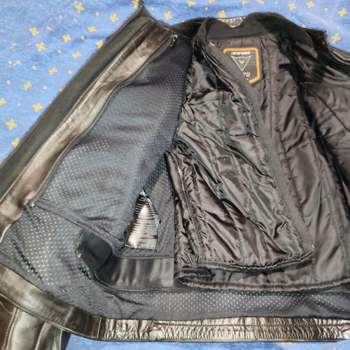 Dainese motorcycle leather jacket size 46 with protectors