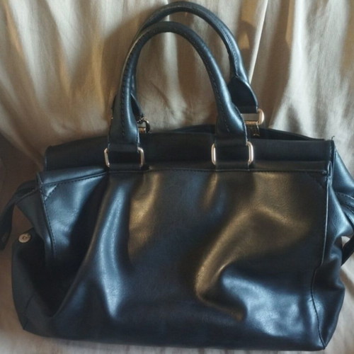 Makgio black handbag like new