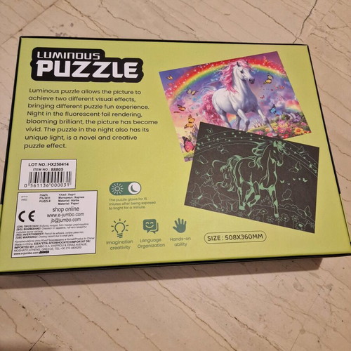 Puzzle 500 pieces unicorn that glows in the dark like new