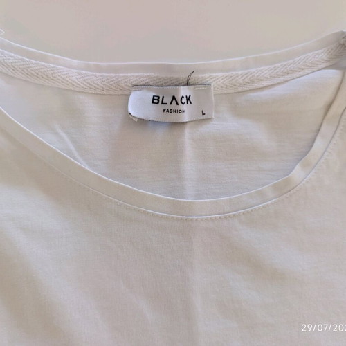 White T-shirt with Eye Like New, 100% Cotton, Loose Fit
