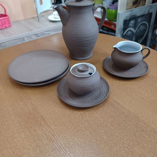 Tea set used with gift glasses