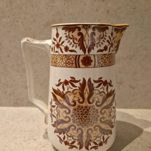 Société Céramique Maastricht antique earthenware pitcher with gold lustre