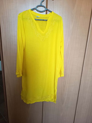 Kaftan with embroidery like new, yellow, size S