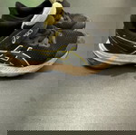  ASICS boy shoes no 28