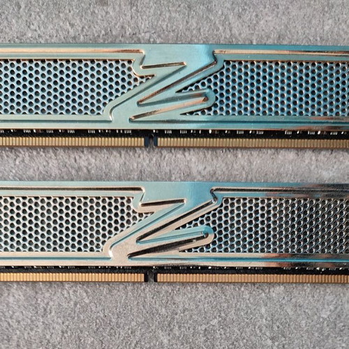 OCZ DDR2 1066 4GB (2x2GB) used, 5-5-5-15 2.1v