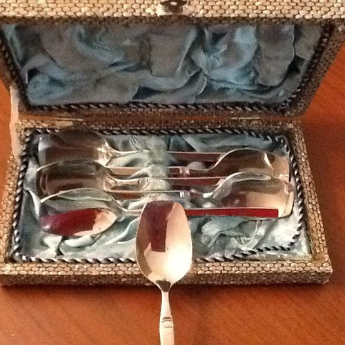 Silver-plated dessert spoons new, set of 6 in 1970 vintage case