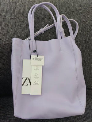 Zara genuine leather crossbody bag new, purple