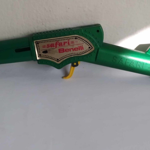 Benelli Rifle Space friction gun used, Greek plastic toy from 70s