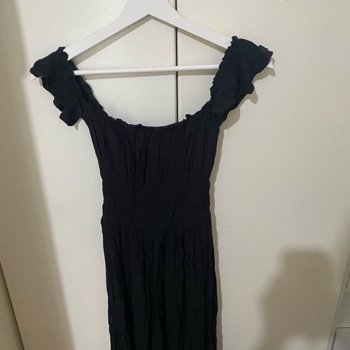 ASOS Black Off-the-Shoulder Maxi Dress like new, XS