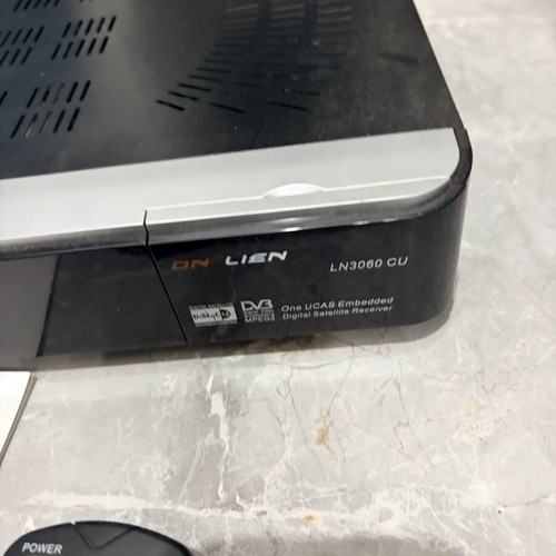 Onlien LN3060 CU satellite decoder used with remote and manual