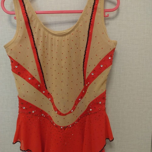 Rhythmic gymnastics leotard like new, size up to 128 cm