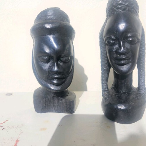 Set of 2 wooden African figures like new