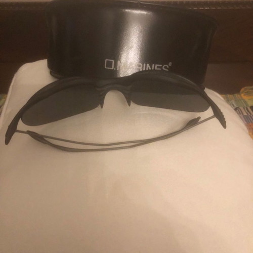 Sunglasses made in Italy used with case