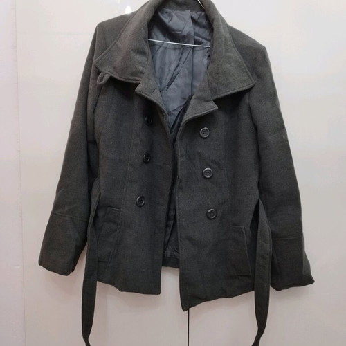 Fullah Sugah gray coat with belt used, size M