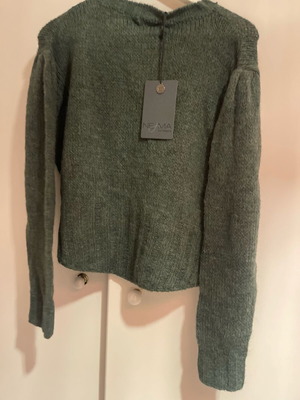 Nema knitted women's sweater new green size S