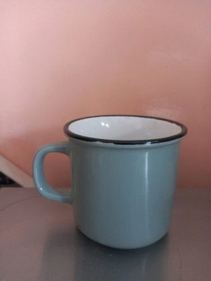 Mug like new with Hello! decoration