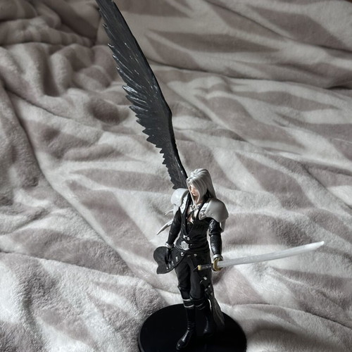 Final Fantasy Sephiroth figure new, 28 cm
