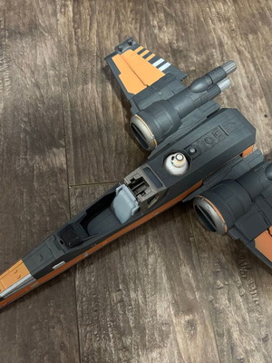 Hasbro Star Wars war spaceship like new