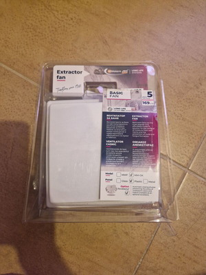 Bathroom extractor fan white short neck new, 169m³/h airflow, wall type