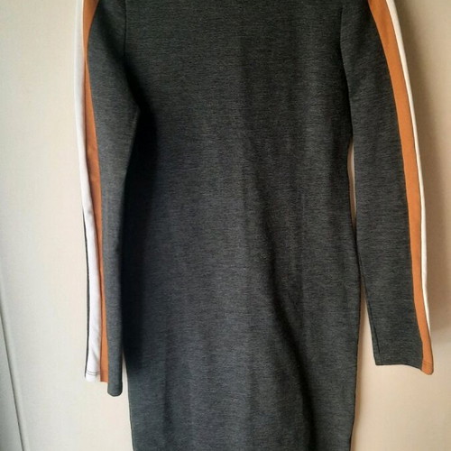 Midi dress Zara like new, elastic slim fit gray