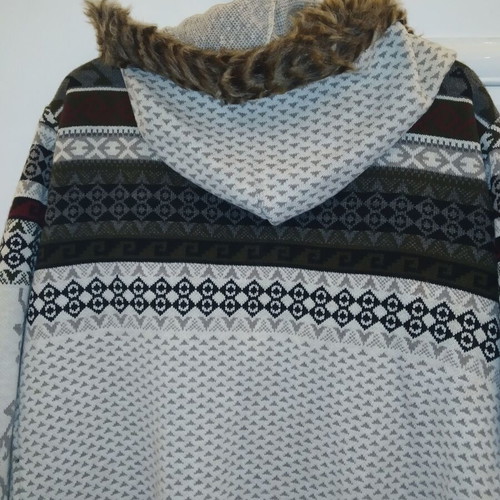 Long women's cardigan new with zipper and fur on hood