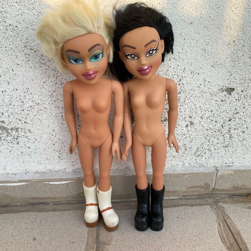 Dolls used, set of two in good condition