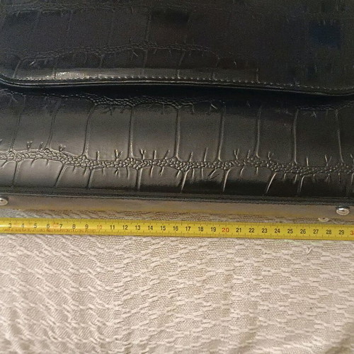 Women's shoulder bag like new, black glossy with double strap