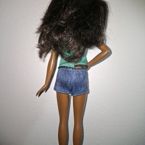 Barbie Fashionistas like new, missing shoes