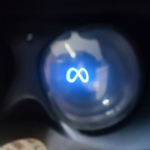 Meta Oculus Quest 2 128GB VR headset with BOBOVR M2 Pro strap and twin battery dock