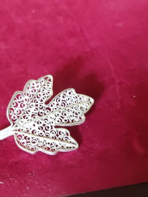 Silver 1000 Grade Handmade Brooch, Leaf Design