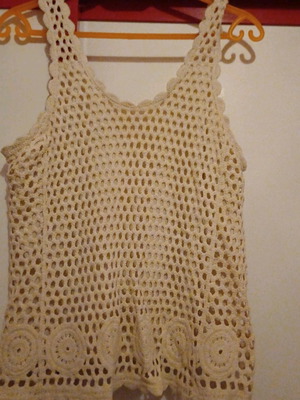Crochet top brand new, size XL, beige