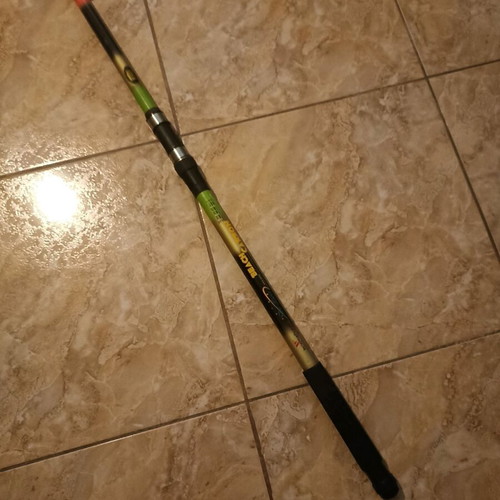 Linea Effe Beach Carbon Fishing Rod 3.60m like new with 2 extra tips
