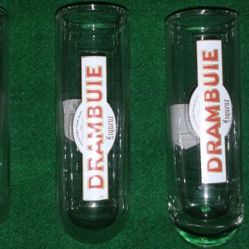 Whisky Cutty Sark & Drambuie promotional items from 1980s like new
