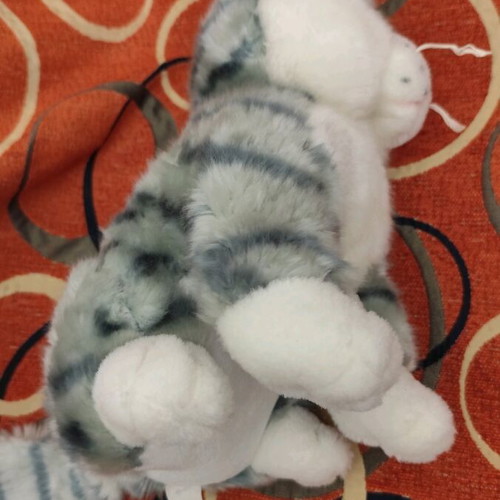 Plush cat like new, 30 cm height and length