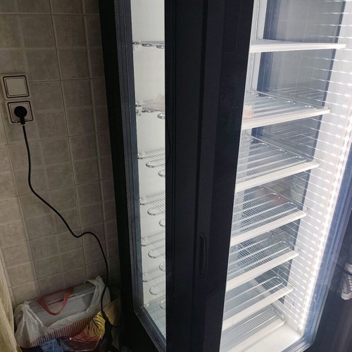 Crystal CRF 400 3D professional display freezer like new