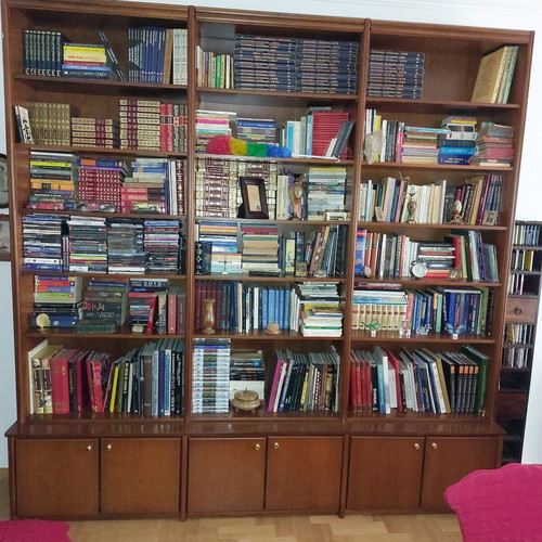 Bookshelf like new 2.60×2.60 solid rosewood