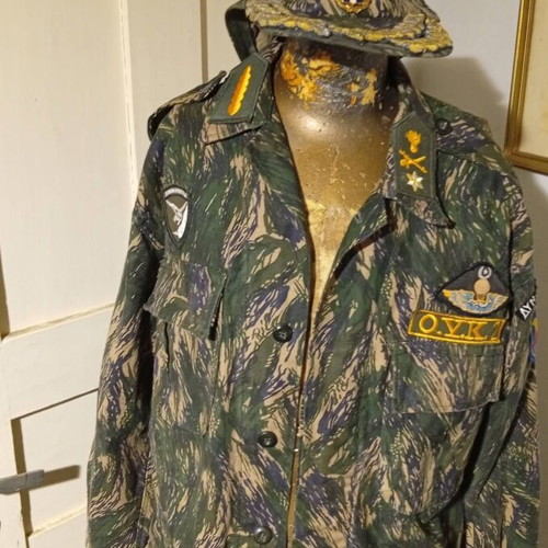 Pezonauton Fykia Anotatou rare museum military uniform