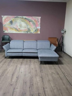 HUKLA Interliving gray corner sofa new with electric relax mechanism