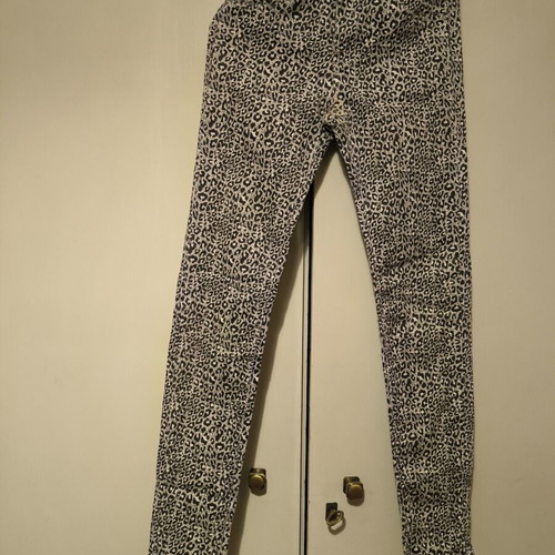 Leopard print pants like new, size S 36 8, black and white