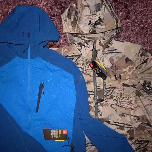 Under Armour Lightweight Fleece Shell Storm Camo Hunting Jacket new, size L, beige and gray