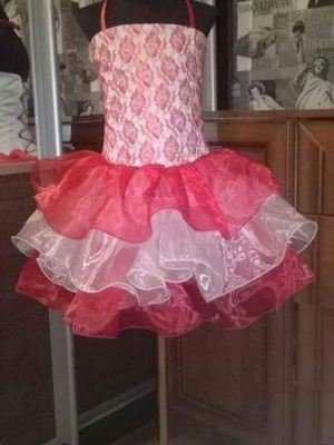 Fancy dress for girl like new, size 4-5 years, red and white