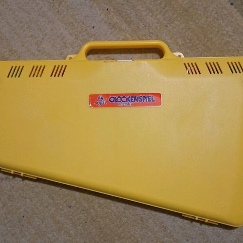 Metallophones like new, yellow and green